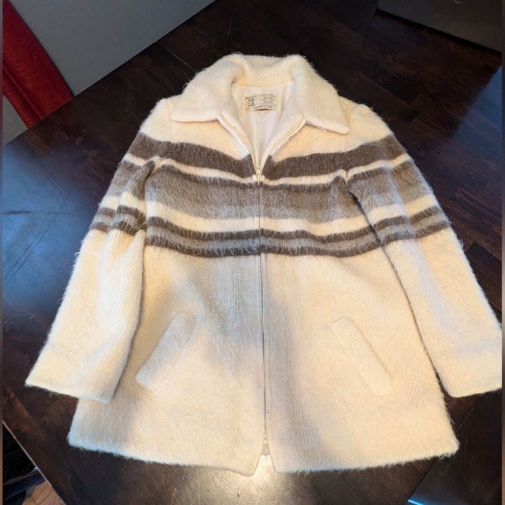 Hilda LTD VTG Icelandic Pure Wool Shacket, Women's Large, Cream/Brown